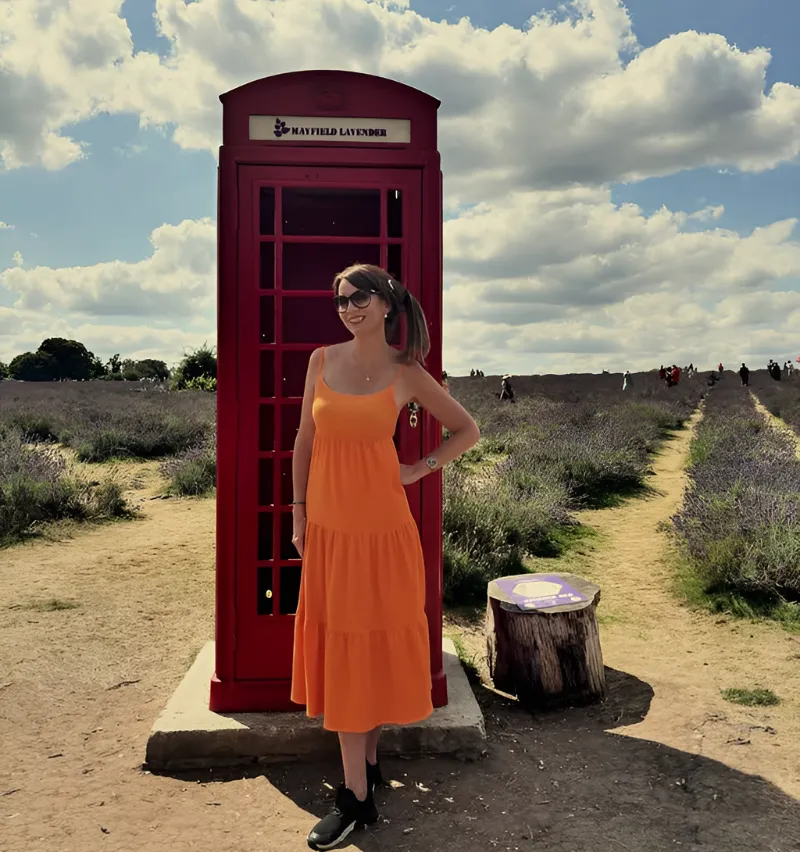 Elizabeth Rizzini Biography 