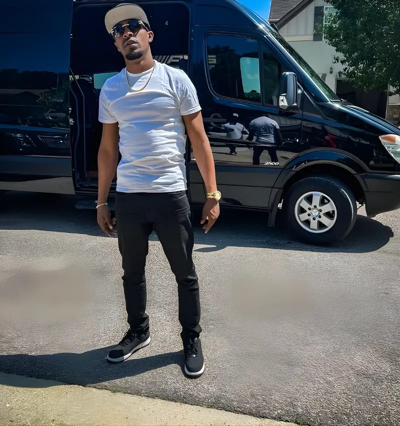 King George Singer Age